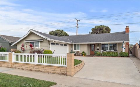 Photo of 17612 Wrightwood Lane, Huntington Beach, CA 92649 (MLS # OC25258864)