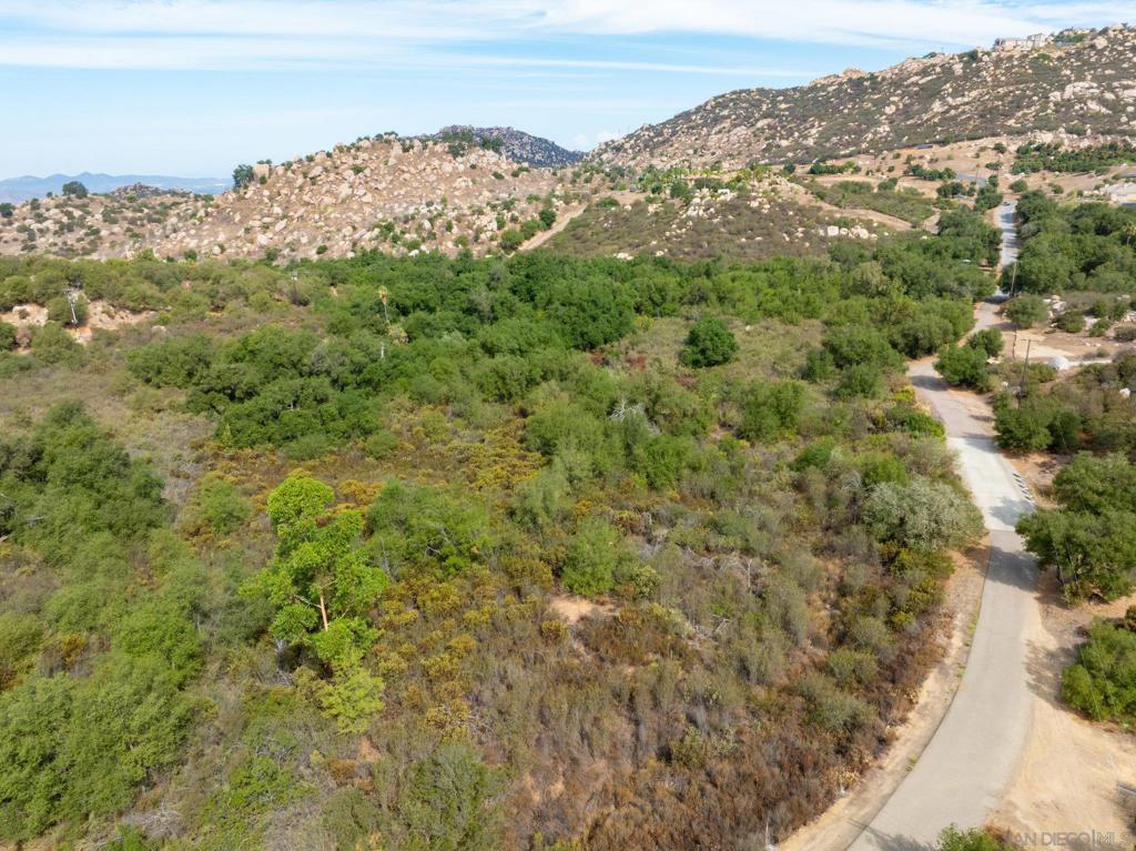 Ramona - Land