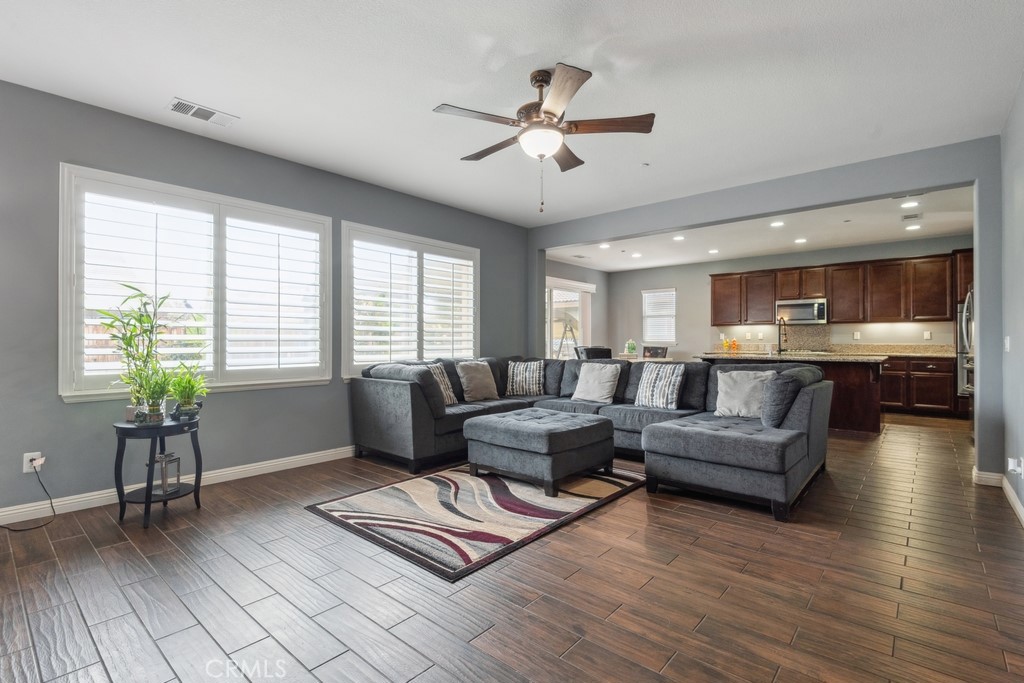 28428 Fox Ridge