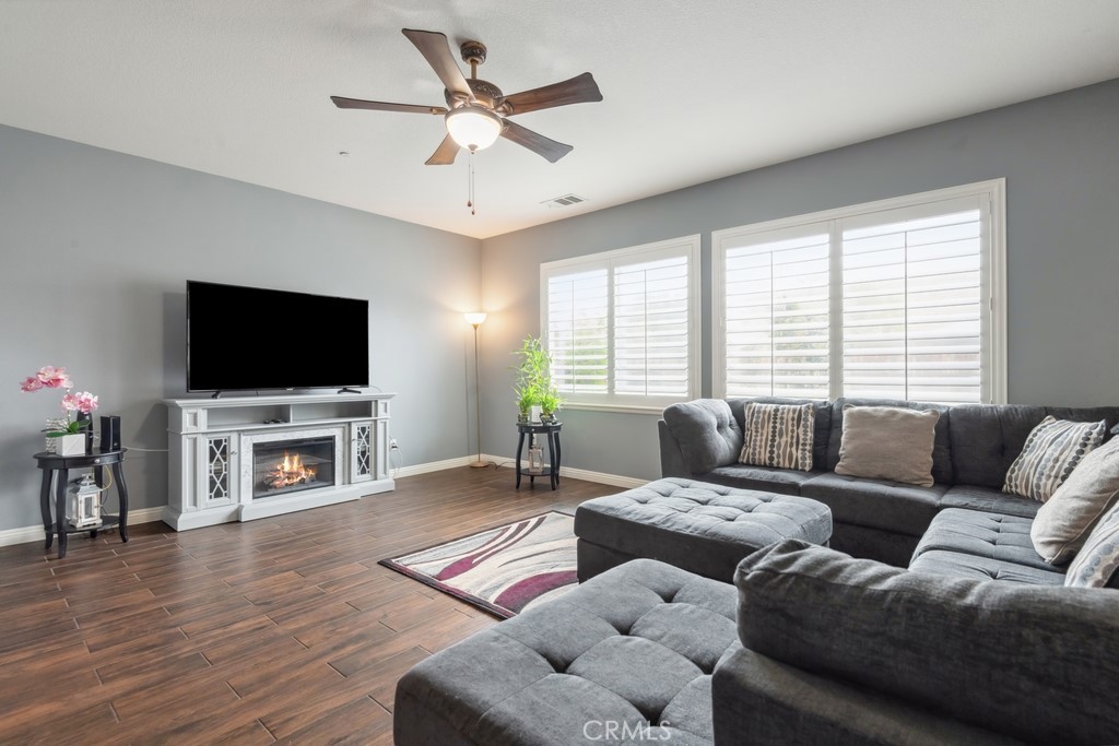 28428 Fox Ridge