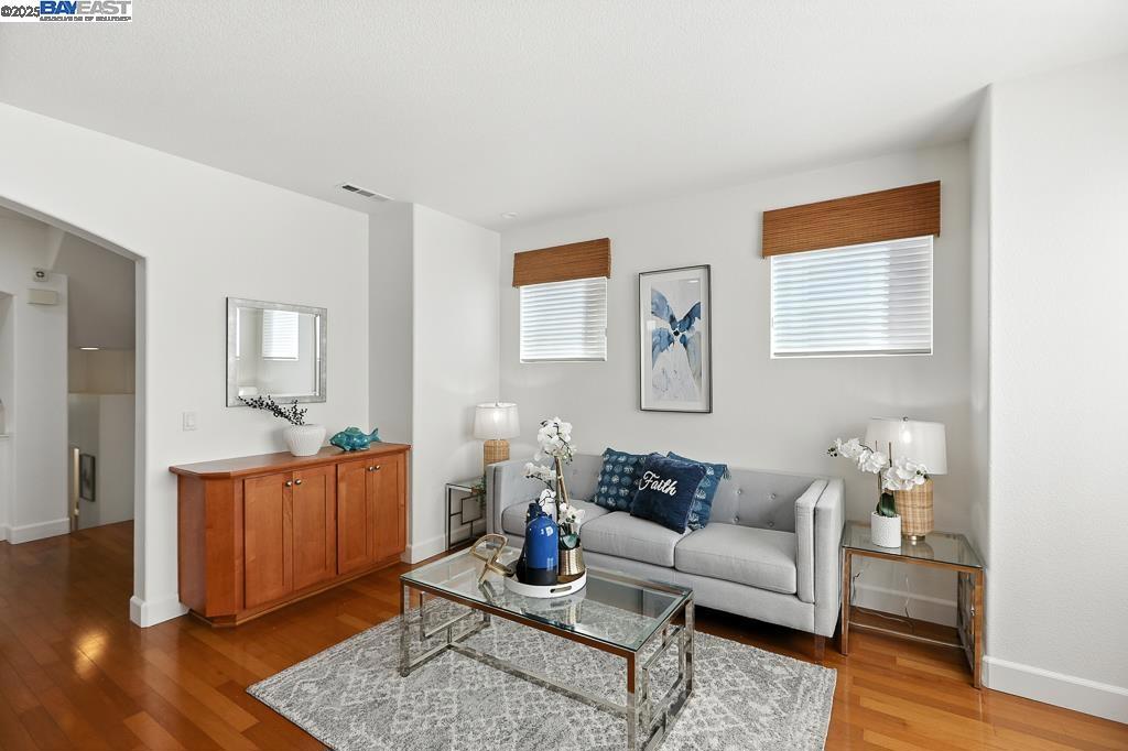 CUPERTINO - Residential