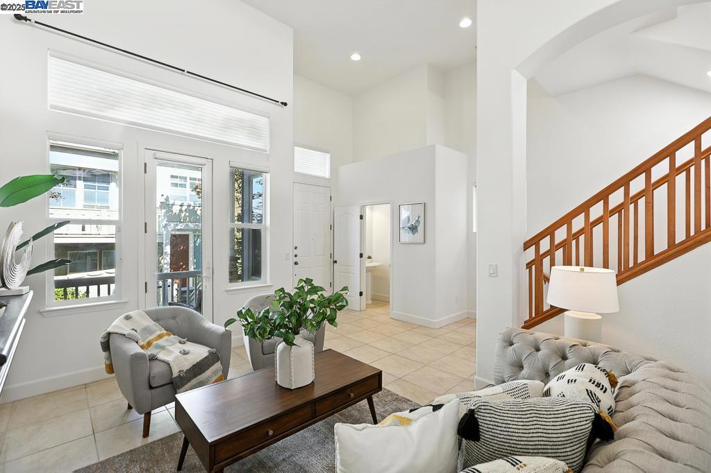 CUPERTINO - Residential
