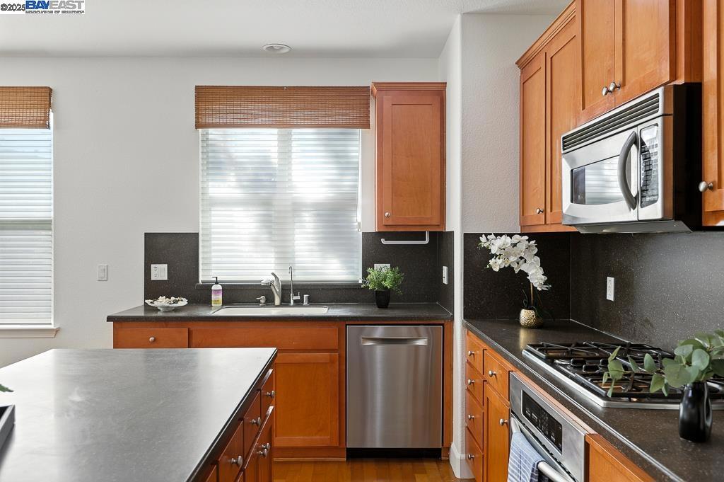 CUPERTINO - Residential
