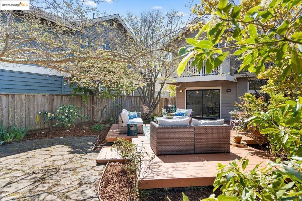 BRITTANY HARBOR - Residential