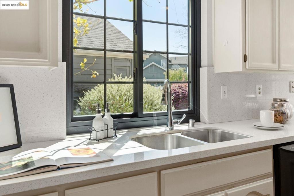 BRITTANY HARBOR - Residential