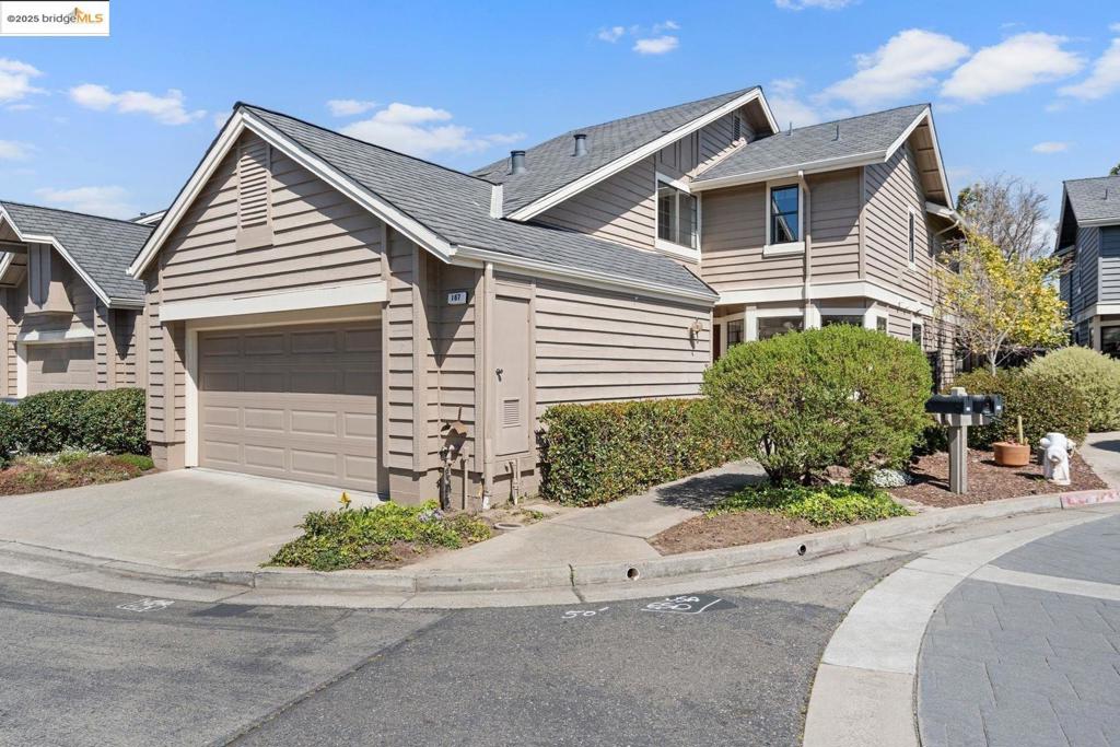 BRITTANY HARBOR - Residential