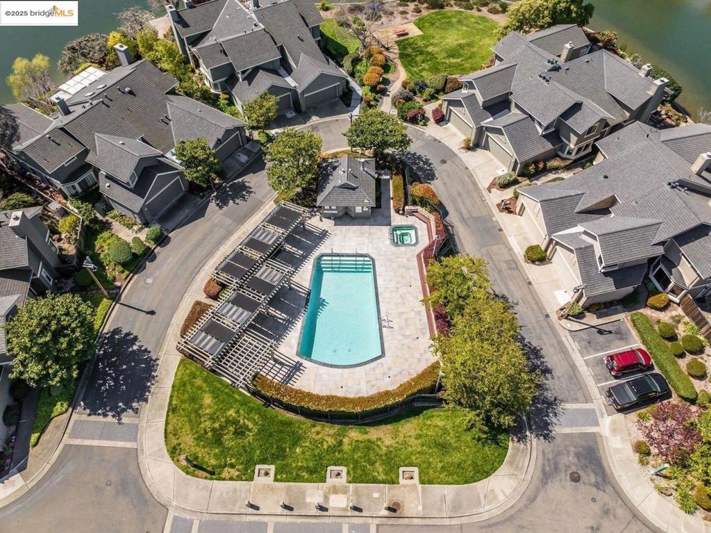 BRITTANY HARBOR - Residential