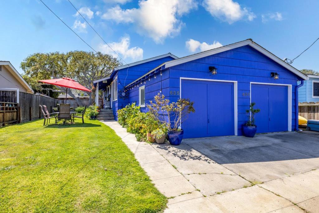 635637 2nd Street
