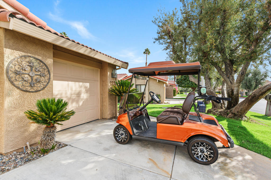 Chaparral C.C. - Residential