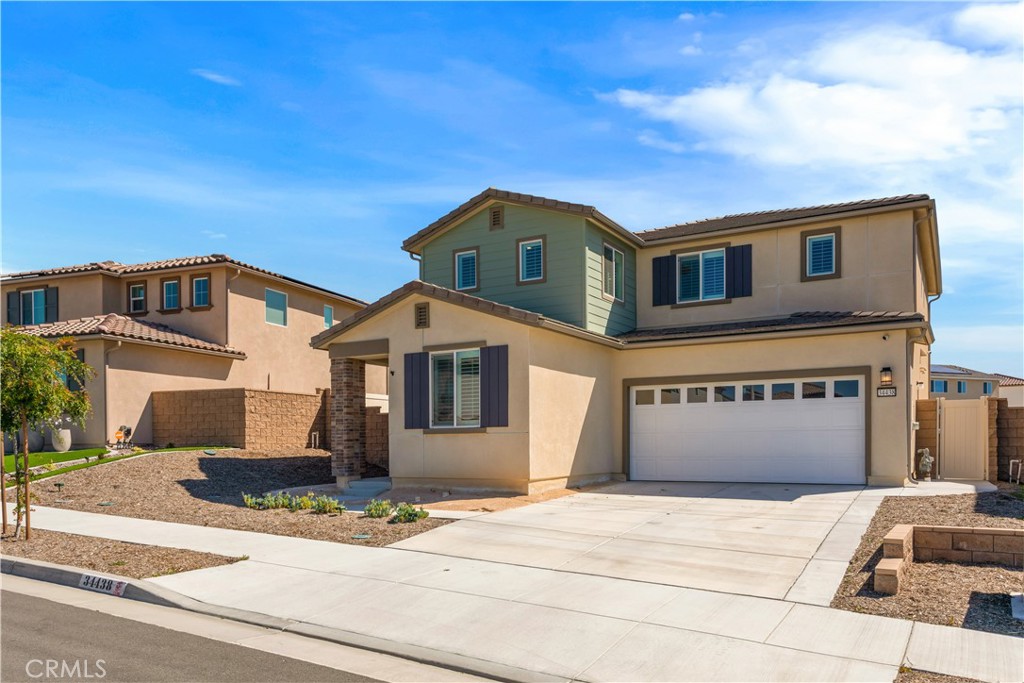 34438 Coconut Circle