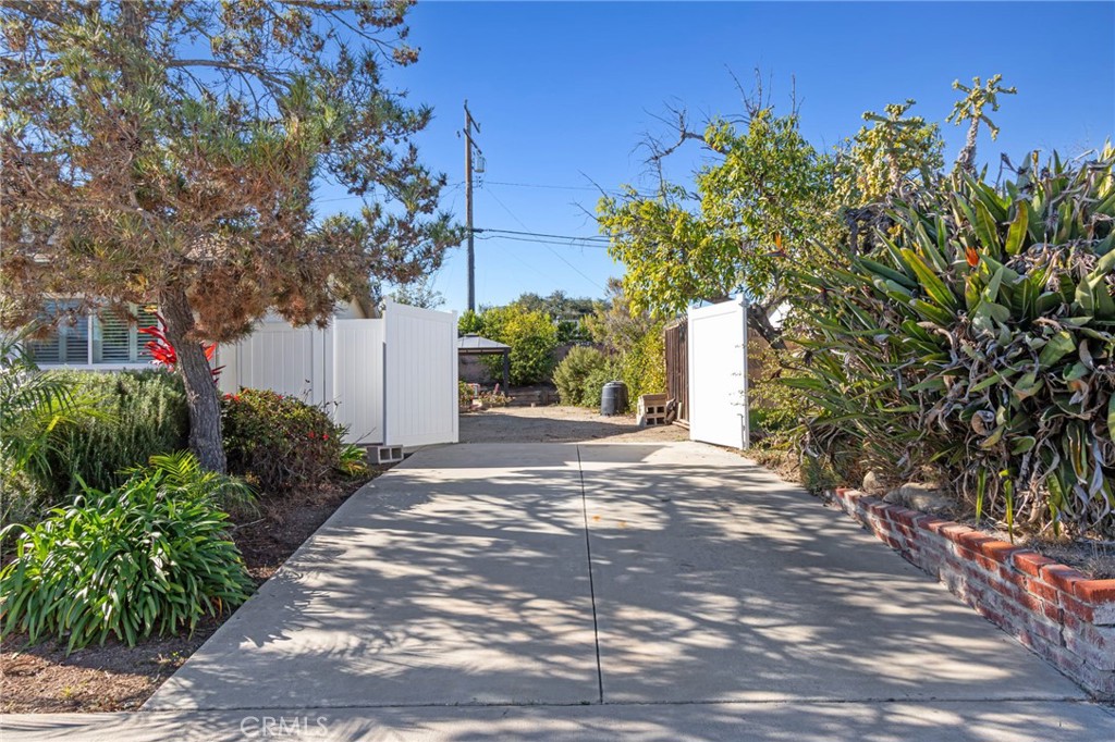 Casa Conejo (104) - Residential