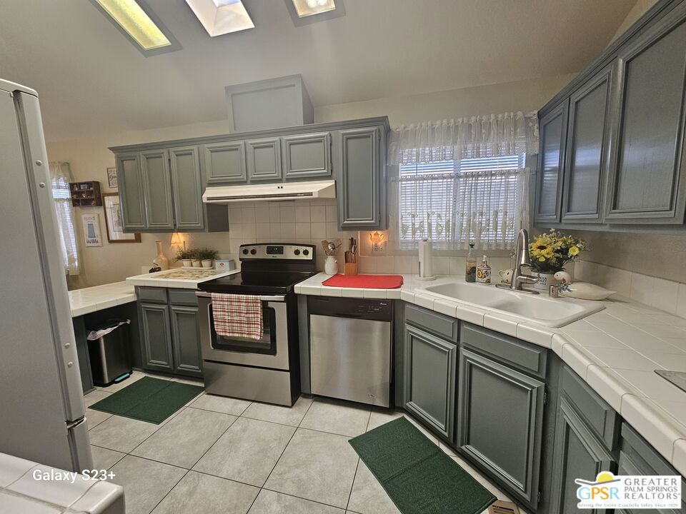 Vista Montana - Manufactured In Park