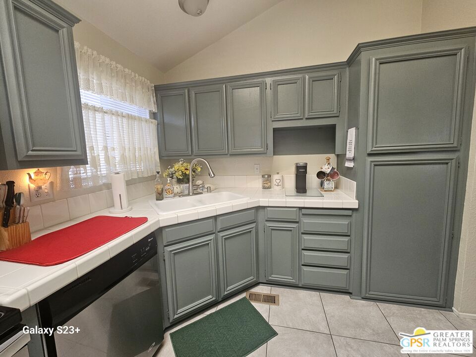 Vista Montana - Manufactured In Park