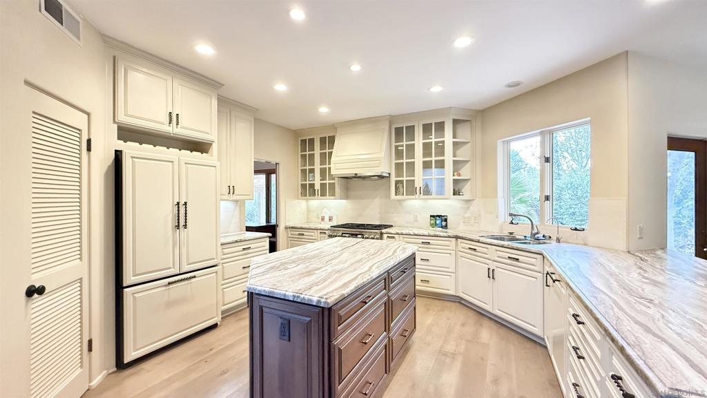 Rancho Santa Fe - Residential