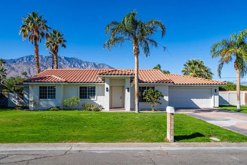 Photo of 1843 N Whitewater Club Drive, Palm Springs, CA 92262 (MLS # 219138426PS)