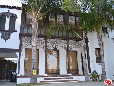 Photo of 6367 W 6th Street St, Los Angeles, CA 90048 (MLS # 25597383) Photo of 6367 W 6th Street St, Los Angeles, CA 90048 (MLS # 25597383)