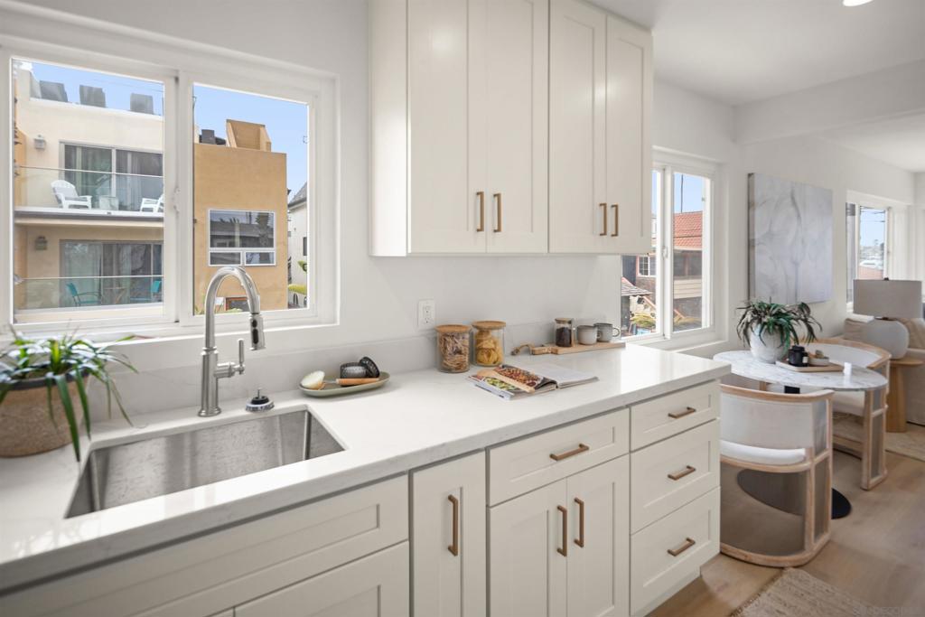 Mission Beach - Residential Income