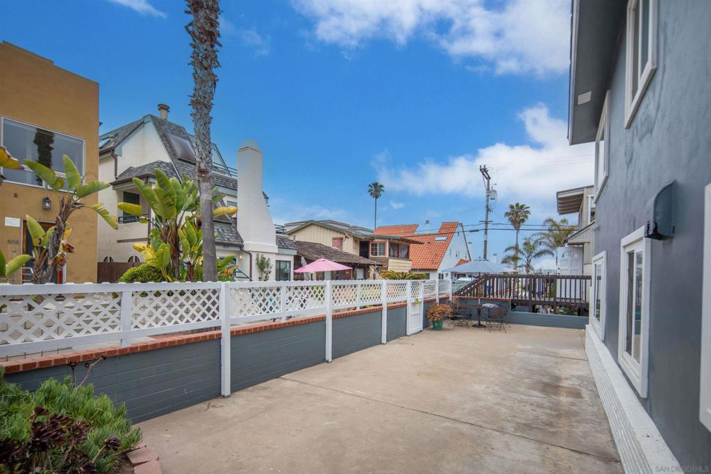 Mission Beach - Residential Income