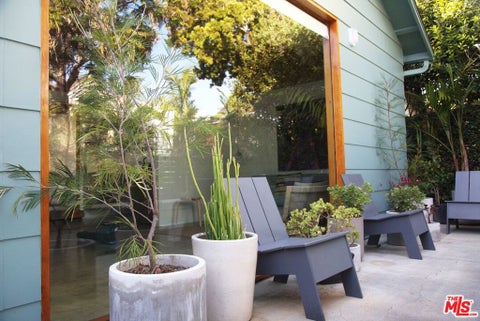 Photo of 745 Navy Street, Santa Monica, CA 90405 (MLS # 26840875)