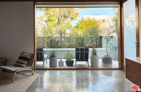 Photo of 745 Navy Street, Santa Monica, CA 90405 (MLS # 26840875)