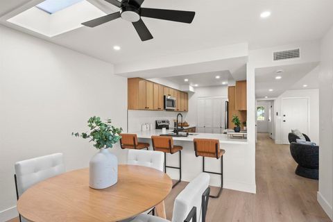 Photo of 5377 Balboa Ave Ave, San Diego, CA 92117 (MLS # 250042554SD) Photo of 5377 Balboa Ave Ave, San Diego, CA 92117 (MLS # 250042554SD)