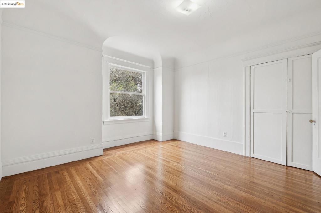 CENTRAL BERKELEY - Residential Income