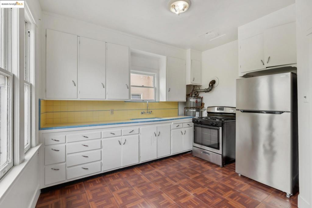 CENTRAL BERKELEY - Residential Income