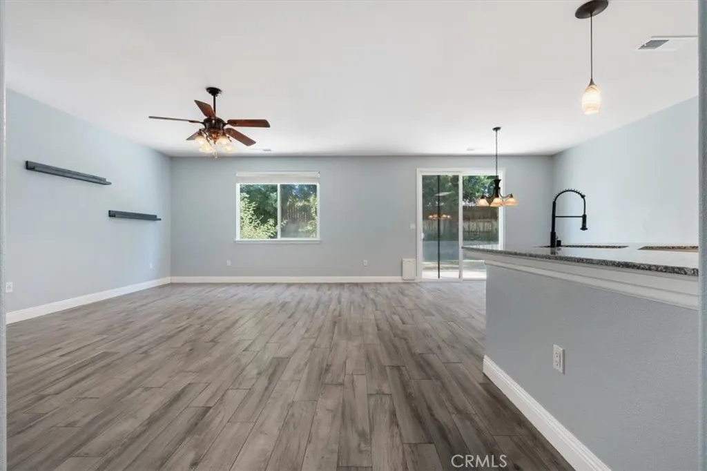 Bakersfield, California 93312, United States, 4 Bedrooms Bedrooms, ,2 BathroomsBathrooms,Residential,Active,154172