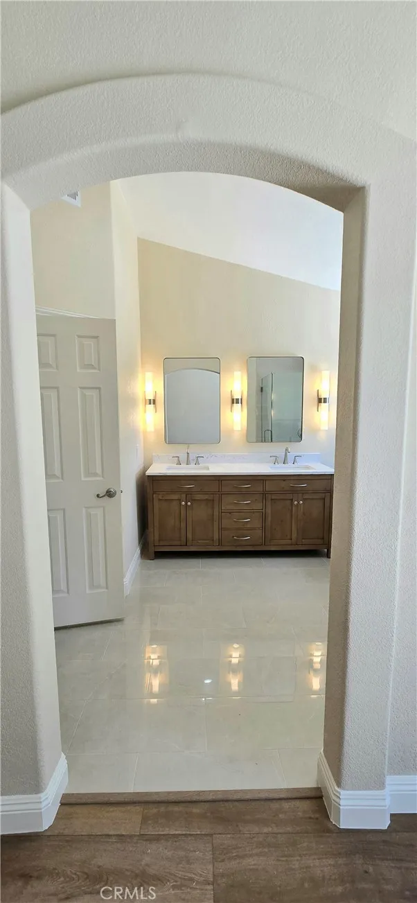 Temecula, California 92592, United States, 4 Bedrooms Bedrooms, ,2 BathroomsBathrooms,Residential,Active,162396