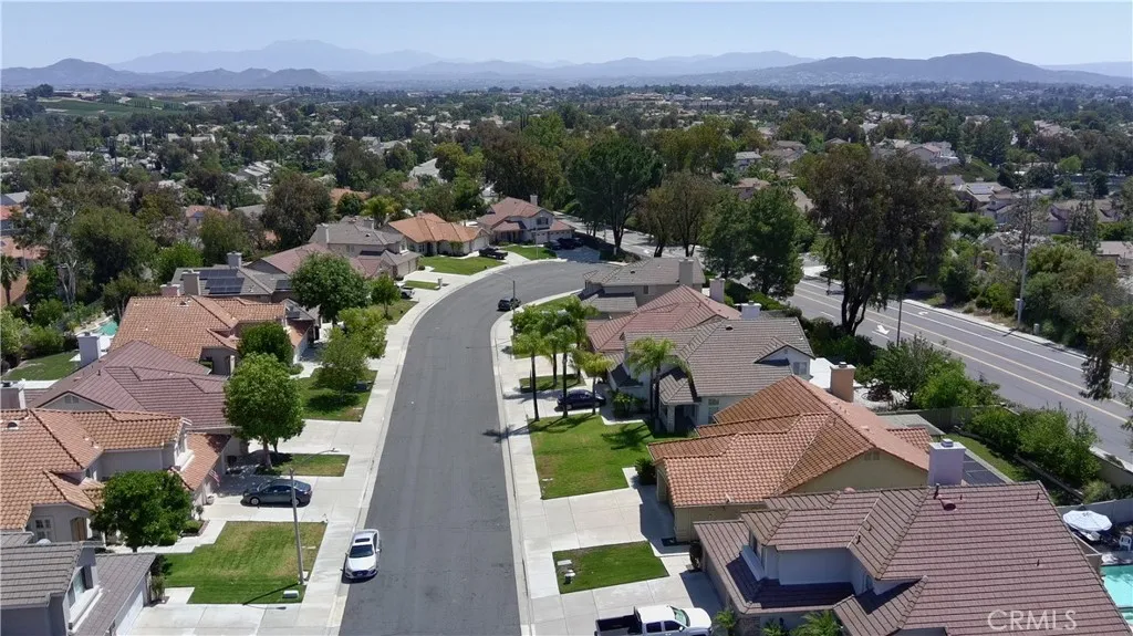 Temecula, California 92592, United States, 4 Bedrooms Bedrooms, ,2 BathroomsBathrooms,Residential,Active,162396