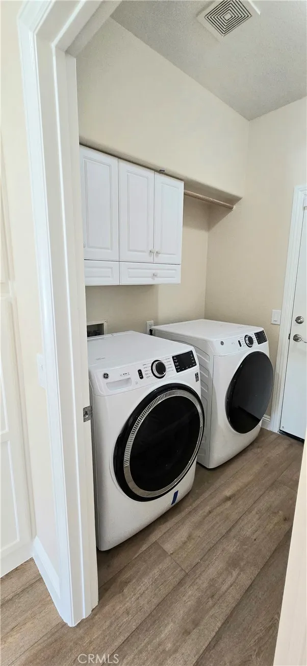 Temecula, California 92592, United States, 4 Bedrooms Bedrooms, ,2 BathroomsBathrooms,Residential,Active,162396