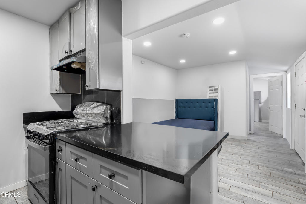Oxnard: Other - 0034 - Residential Income