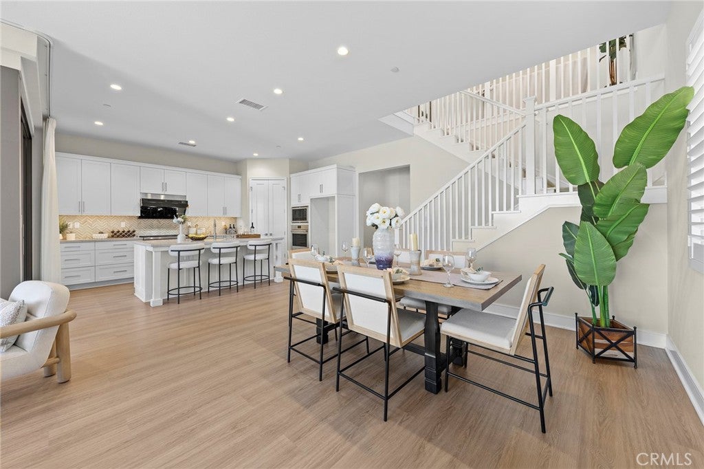 130 Tomahawk, Irvine CA 92618 - Photo 17