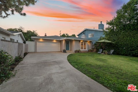 Photo of 4311 Laurelgrove Avenue, Los Angeles, CA 91604 (MLS # 26990471)