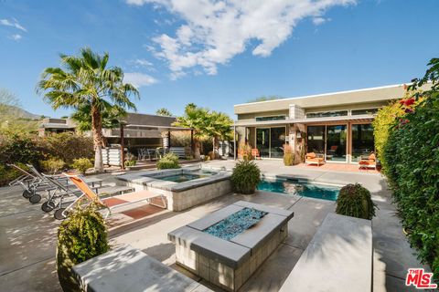 Photo of 1096 Lucent Court, Palm Springs, CA 92262 (MLS # 26833223)