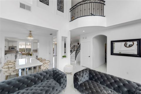 Photo of 6997 Sale Avenue, West Hills, CA 91307 (MLS # SR25237043)