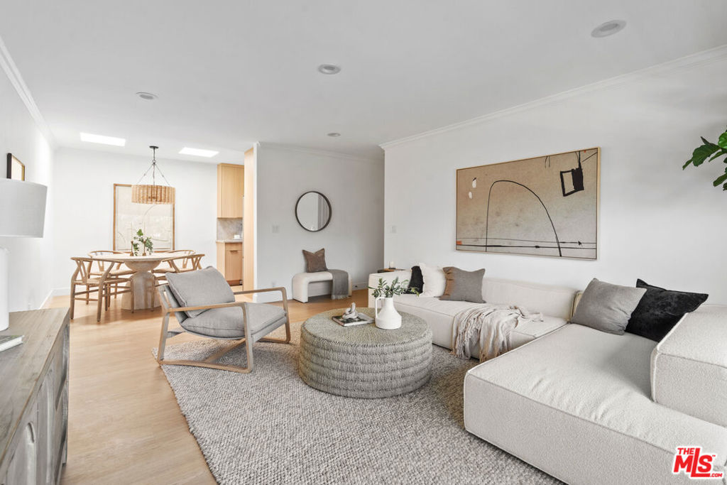 423 Pier Avenue 4