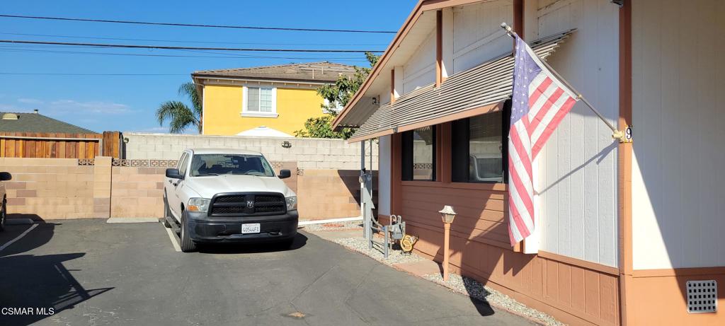 720 Santa Maria Street 9