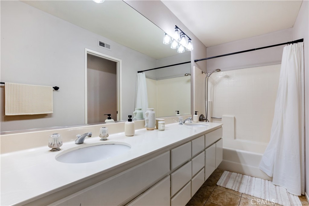 Ashton - Residential