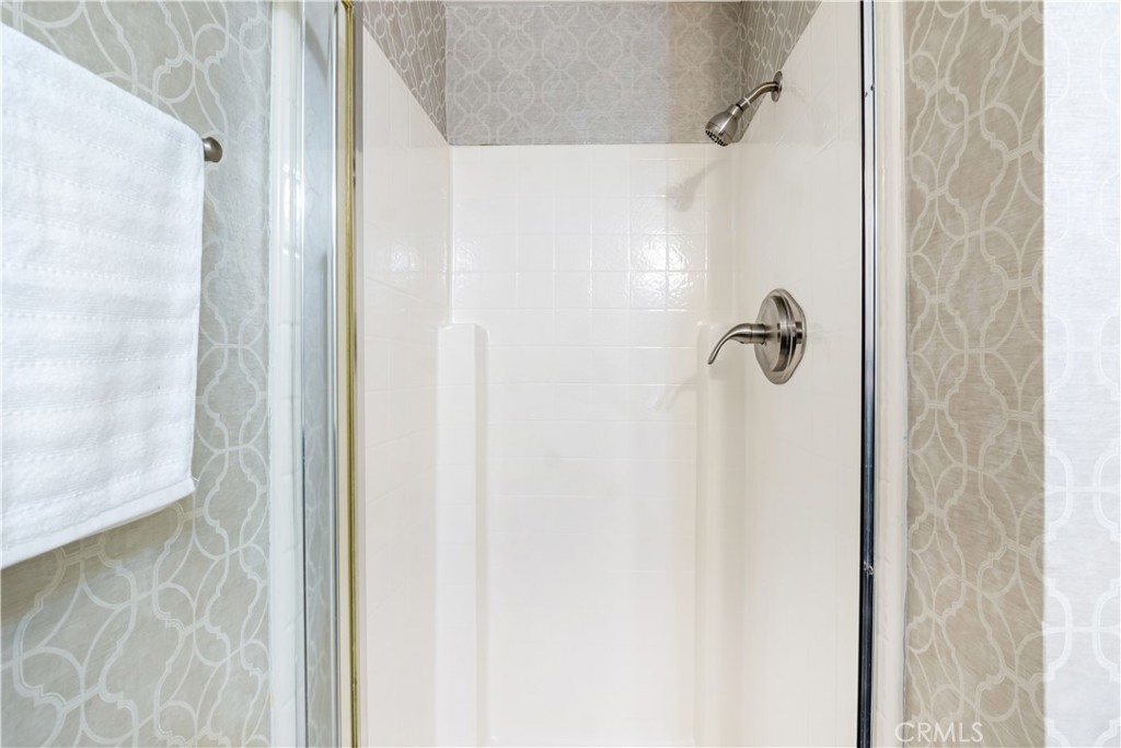 Ashton - Residential