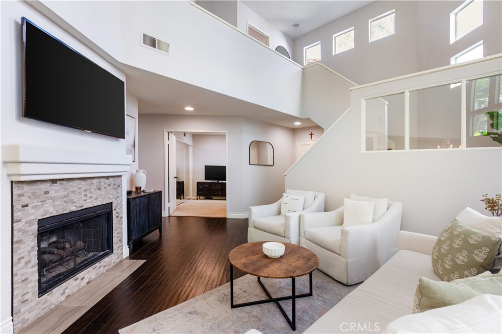 Ashton - Residential