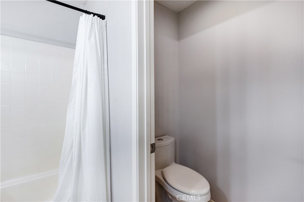 Ashton - Residential