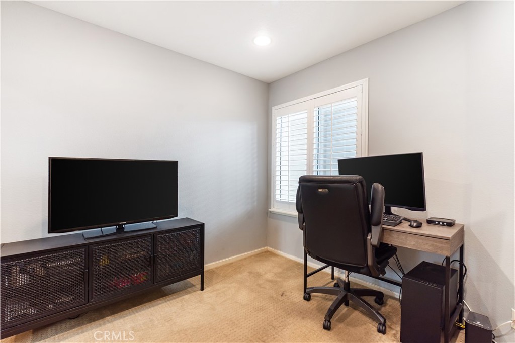 Ashton - Residential