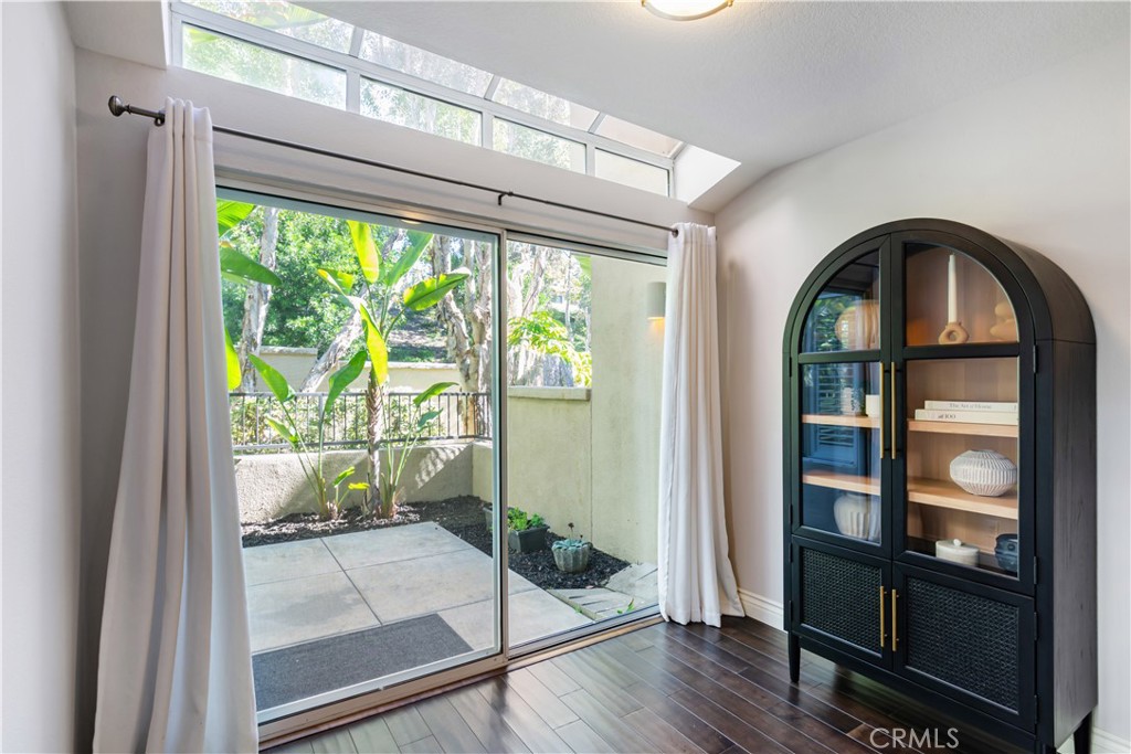 Ashton - Residential