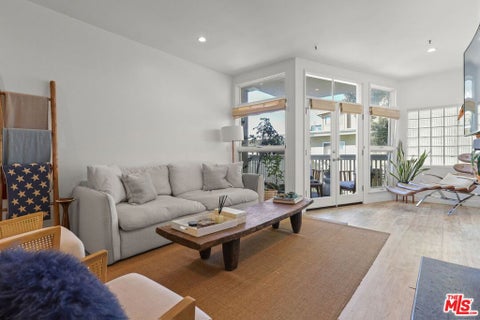 Photo of 2913 3rd Street #306, Santa Monica, CA 90405 (MLS # 26984623)