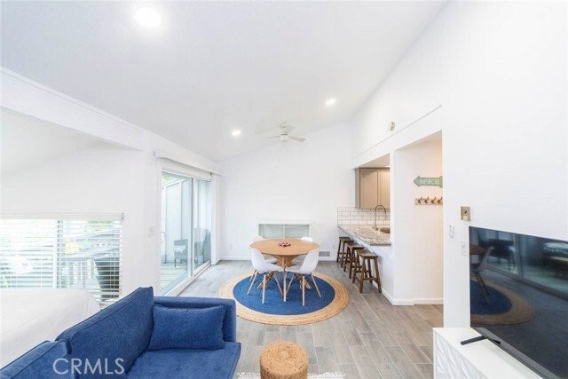 17092 Pacific Coast Hwy 204