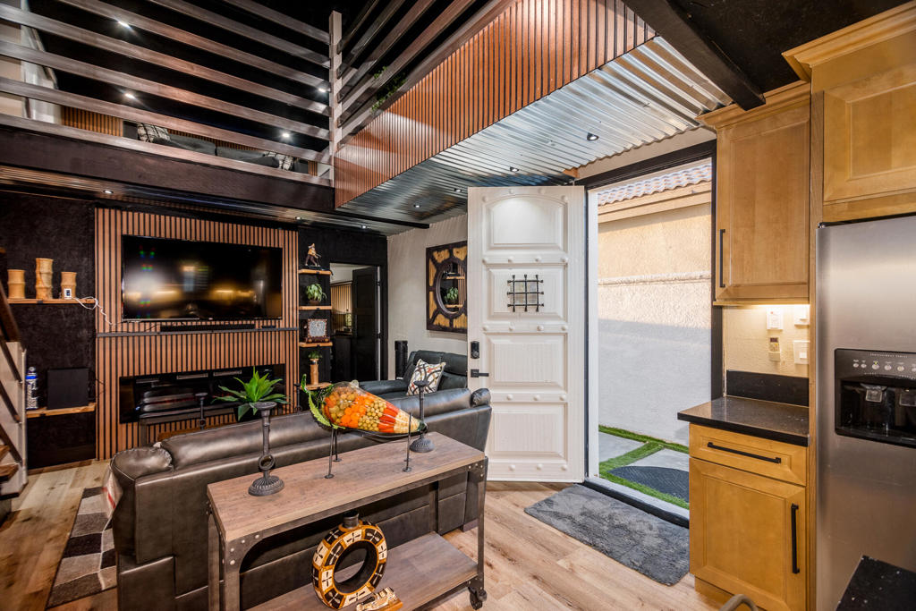 Indian Palms - Residential Lease