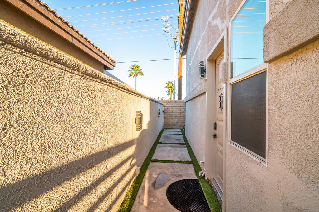 Indian Palms - Residential Lease