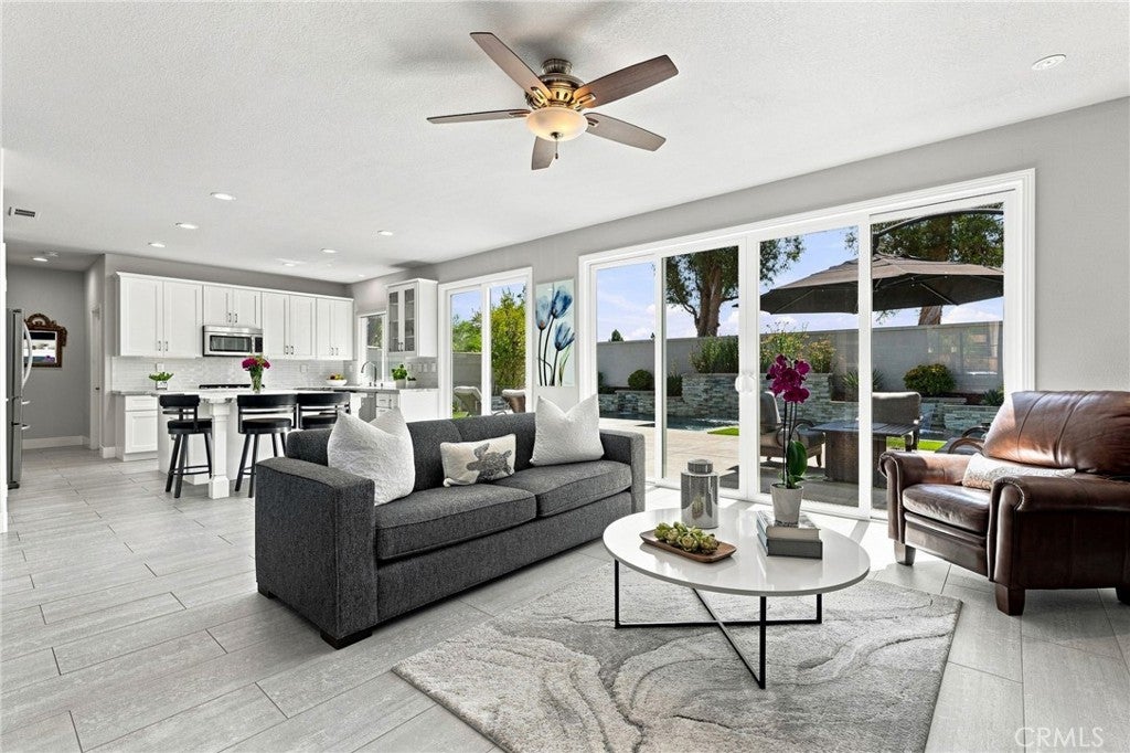 75 Legacy, Irvine CA 92602 - Photo 9