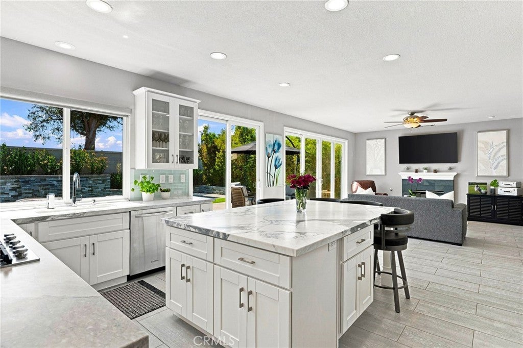 75 Legacy, Irvine CA 92602 - Photo 16